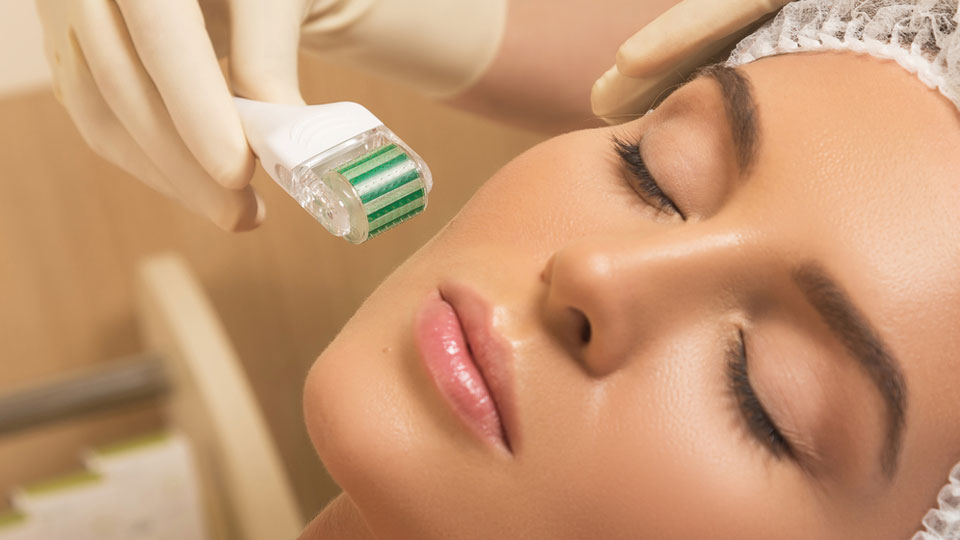 Discover the best Derma Roller Treatment in Tilak Nagar, Chembur Mumbai at Alana Skin Hair & Laser Clinic led by Dr. Sweta Sinha for transformative skincare.